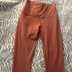 Lululemon Wonder Train High Rise 25''